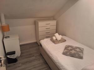 Zak Air B&B Stay 9 peoples