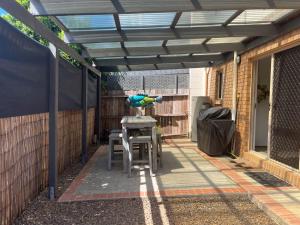 1-8 Indigo Avenue - Rainbow Beach Walk to beach