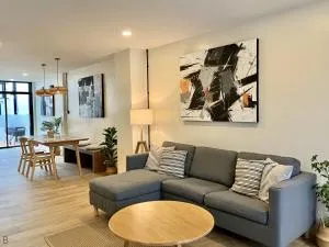 Private Cozy Townhouse Near Lanmuang Village - Rong Sak