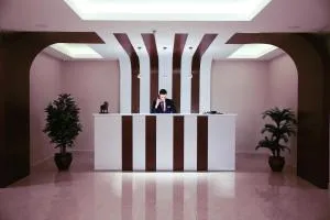 黄金沙龙酒店 - 篷迪克