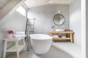 Usedlost U lípy Blatiny