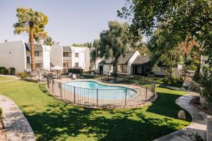 Walk Everywhere Balconycoronadogempool