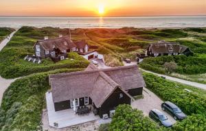 Lovely Home In Saltum