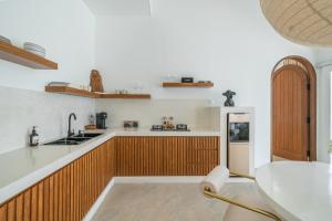 Harmony - Aesthetically Pleasing 2BR Villa - Next to Beach