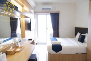 Royal Suites Studio 17th Floor - Citra Plaza Nagoya Apartment