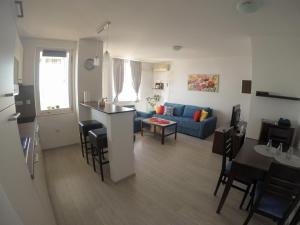 Apartment Precious View