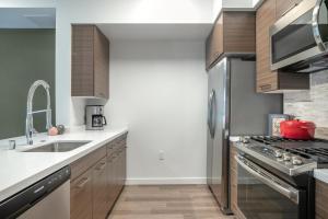 Glendale 1BR w WD Pool Gym Rooftop nr Shops LAX-162