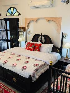 Lasani House Homestay Udaipur-Rajasthani Heritage Stay