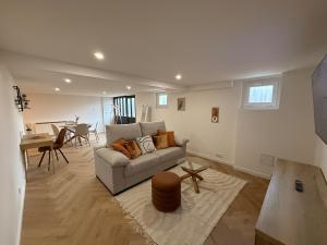 Logis en campagne avec piscine