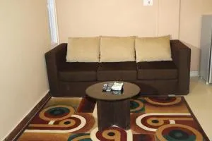 Queens' Garden Apartment & Vacation Home - Bālāju