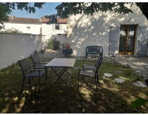 Maisons de vacances Havre de paix en Charente Maritime avec 3 formules d hebergement sur mesure de 1 a 14 voyageurs : photos des chambres