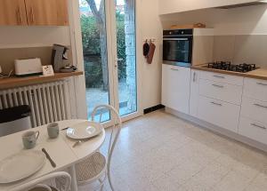 Grand appartement, 2 chambres et jardin