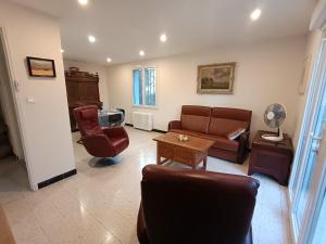 Grand appartement, 2 chambres et jardin