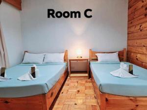 The House of Ds Lodge