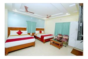 HOTEL THANVi INN