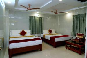 HOTEL THANVi INN