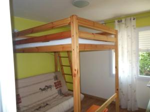 Cosy appartment next to the beach