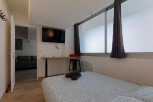 Manon, 2 ch, parking, Tram Croix dargent au pied, Sleep-in-Montpellier