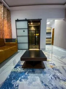 Single Room Studio Flat Fully Furnished - Santeo