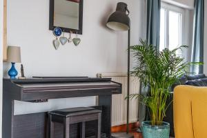 Maison familiale jardin terrasse proche lac Joué