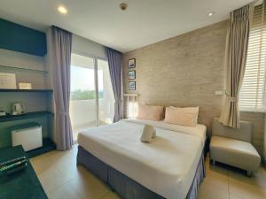 BBG Beachfront poolvilla 5BR close to Huahin city