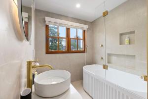 4 Story Terrace House in Darlinghurst