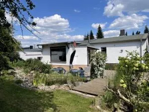 Naturferienhaus an der Burg für bis zu 8 Personen - Dannigkow