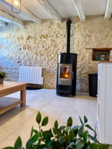 Maisons de vacances Gite de la Grange : Maison 2 Chambres
