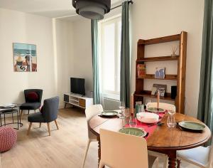 T3 Lumineux Proche de la Mer avec Place de Parking - 4hvězdičkové hotely ve městě Dinard