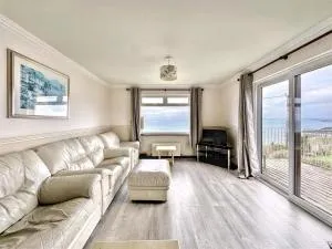 Seaside Escape-Sleeps10-Family&PetFriendly-Balcony - Porthleven