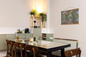 3 BDR apt in Prenzlauer Berg with cinema