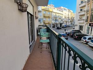 1B Varandas Vila- Casas & Papeis