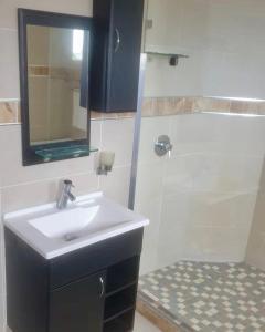 APARTMENT IN ESSENWOOD Musgrave