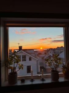 Central Apartment in Smögen with Sea View - Cozy & Homey