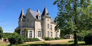 Le château La Villaine Magnifique château au cœur de la Touraine