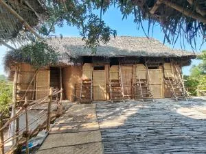 Chords of Nature Abodes - 黎明之村