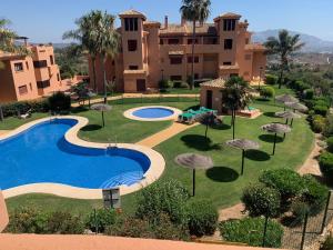 El Soto de Marbella FREE Golf-Tennis-Padel-Gym GF 2 Bed 2 Bath Apartment P2B-P14