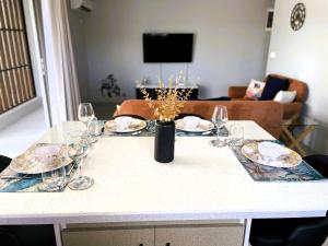 Beachside Bliss Flic en Flac Beach