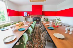 Villas Crazy Villa Gilliere 61 - Heated pool - Basket - 2h Paris - 30p : photos des chambres