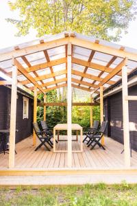 2 Cabins with panoramic window, A Hikers and Birdwatchers Paradise