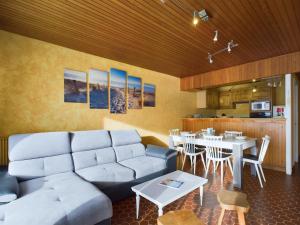 Appartement pour 8 sur la Grande Plage de St Gilles