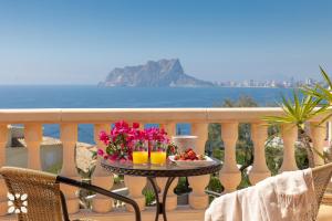 Villa Calma by Abahana Villas