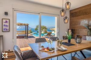 Villa Calma by Abahana Villas