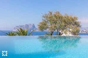 Villa Calma by Abahana Villas