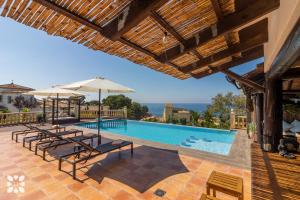 Villa Calma by Abahana Villas