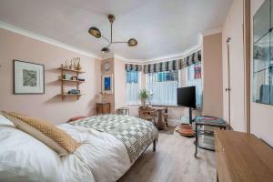Cozy Studio Steps from Notting Hill - Great Rate