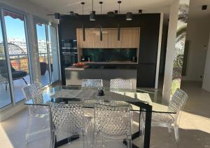 TOP 2 Bedrooms 2 Baths 2 WCs Terrasse Juan Les Pins