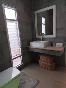 O - HO Boutique Home