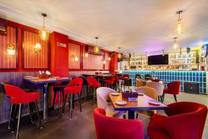 Treebo Premium The Mustard Inn Lawrence Road