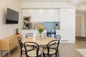 Marina Chalets B13 by Hiekka Booking - sisältää liinavaatteet ja loppusiivouksen